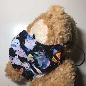 Adult Disney dust mask.